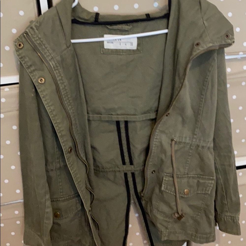 Jacket - Picture 2 of 4